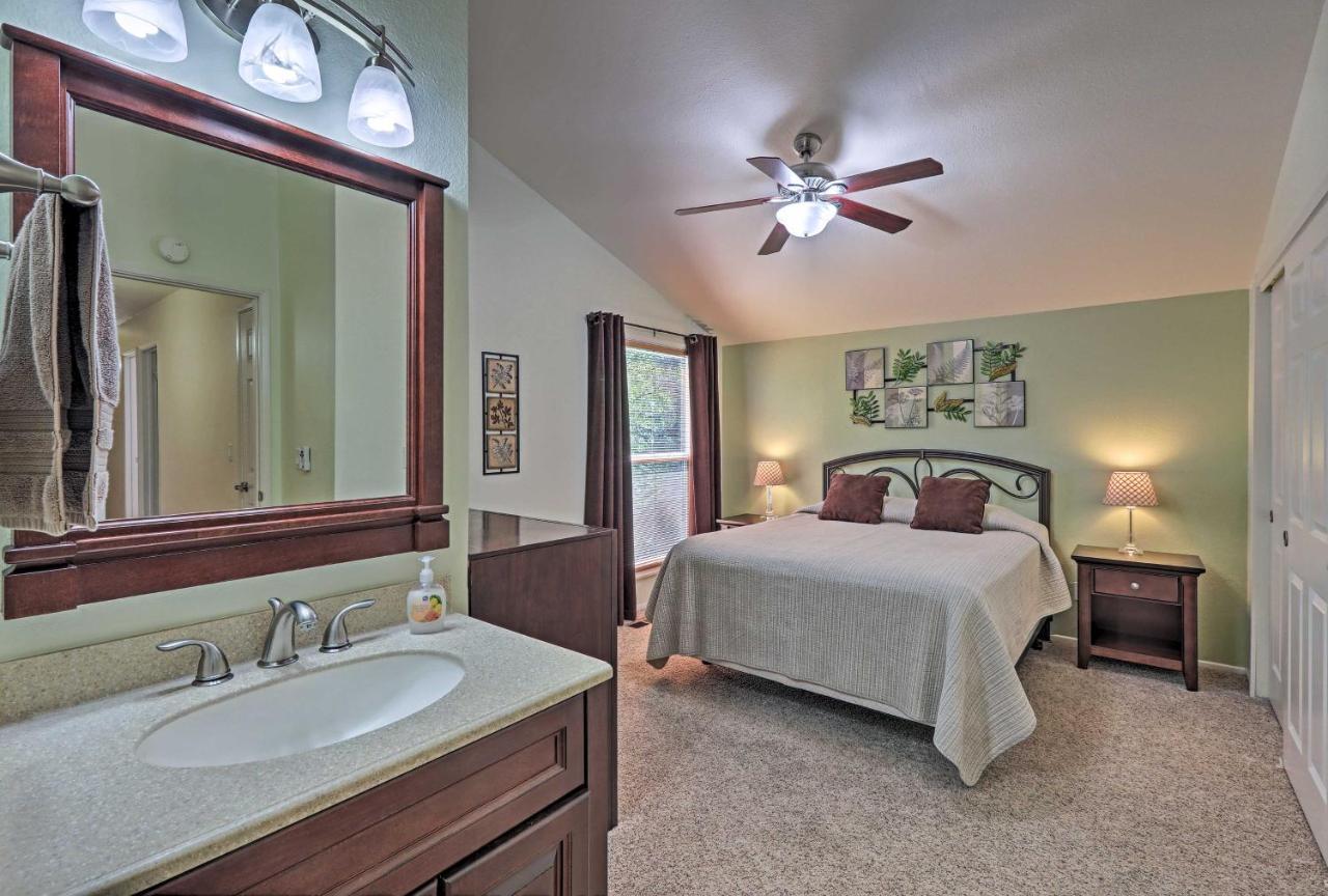 Flagstaff Townhome With Deck Easy Access Downtown! Eksteriør bilde